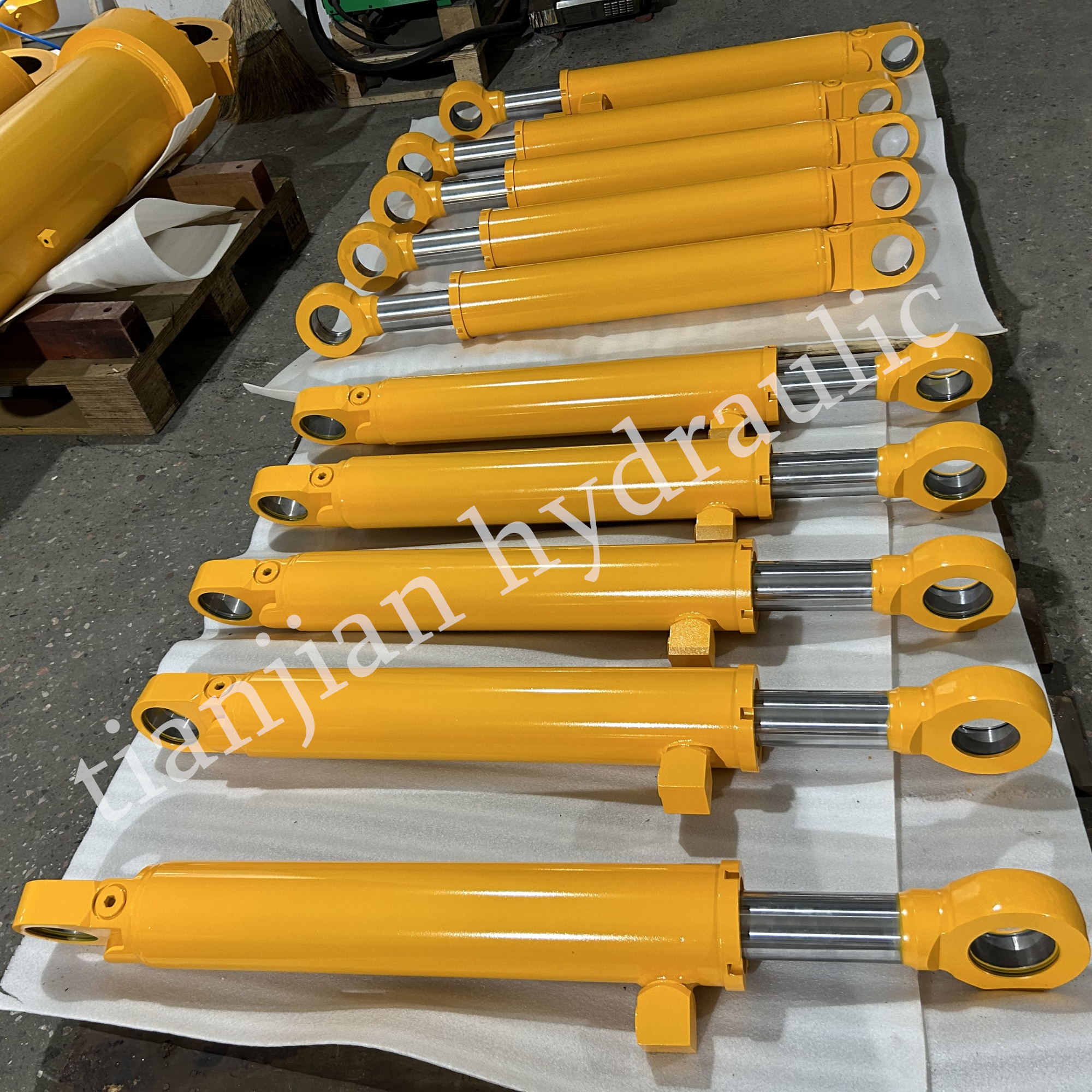 steering cylinder